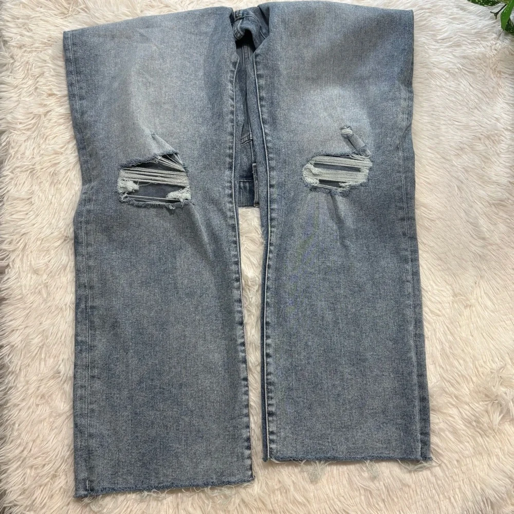 *Express High Rise Distressed Jeans* - Picture 5 of 5